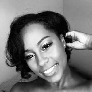 Meet your Posher, Lashana